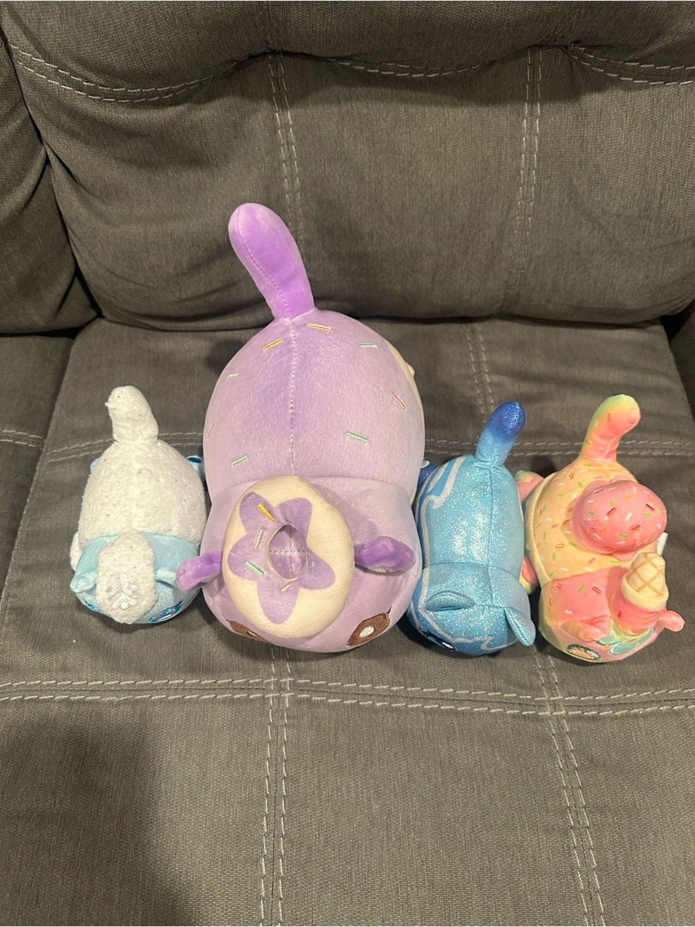 Aphmau Cat Plushie Bundle - Picture 3 of 5